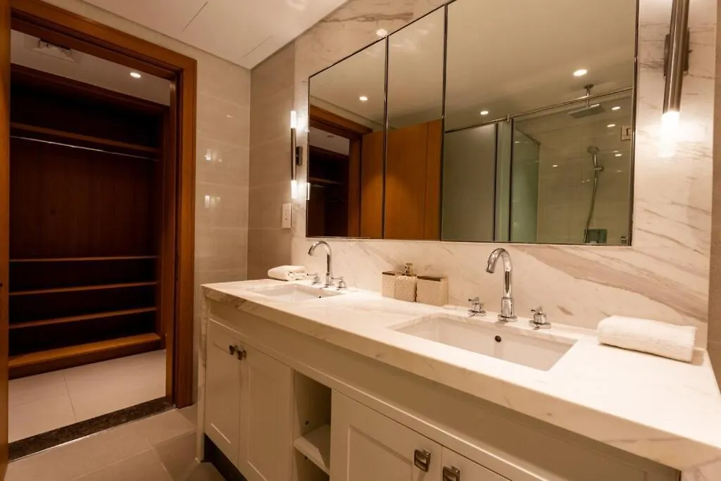 Burj Khalifa Fountain Full View Opera Grand 4Br Apartment Dubai United Arab Emirates